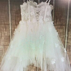Elegant White Floral Kids Costume